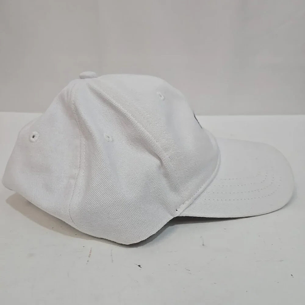 Levi's California Baseball Hat Adjustable Strapback Cap White Embroidered Logo